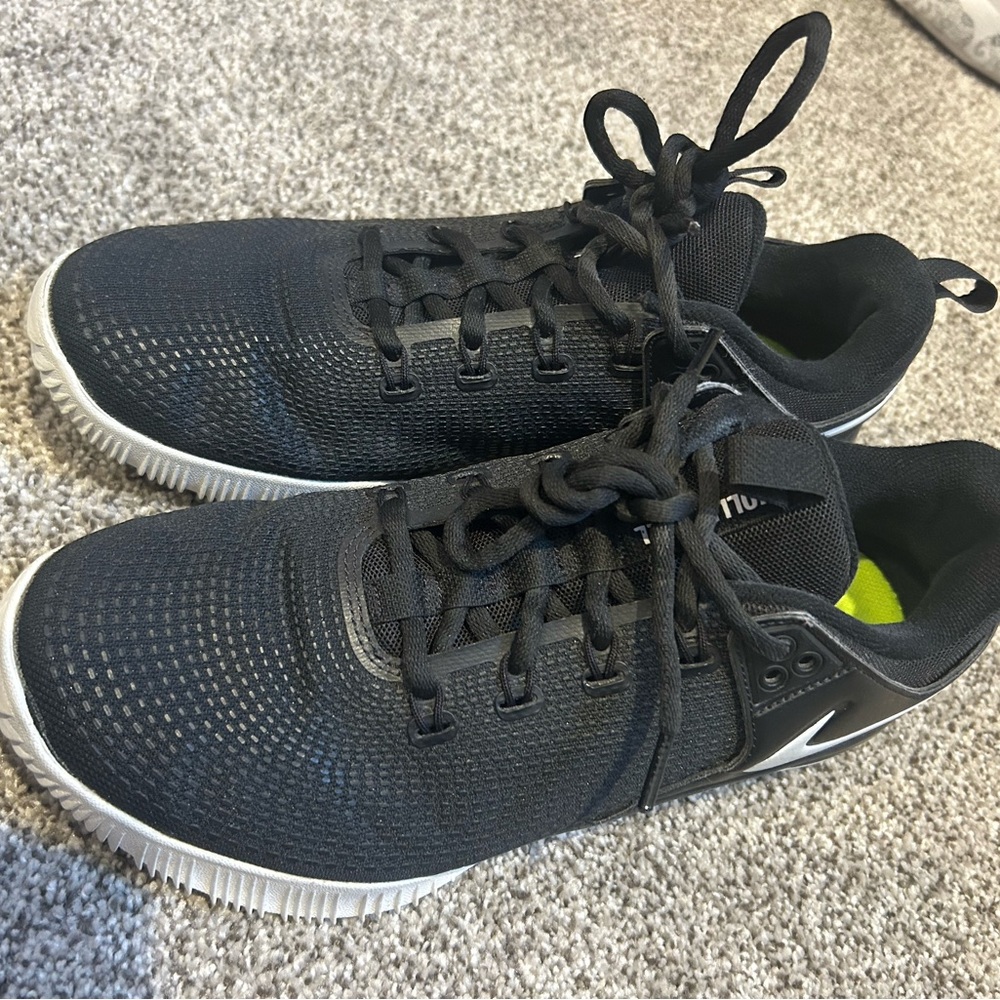 Nike volleyball shoes